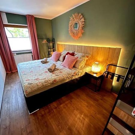 Cozy Wilkipartment Bis 4 Pers - Hund - Netflix - Wlan - Wintergarten - Coffeebar - Popcorn Verl Luaran gambar