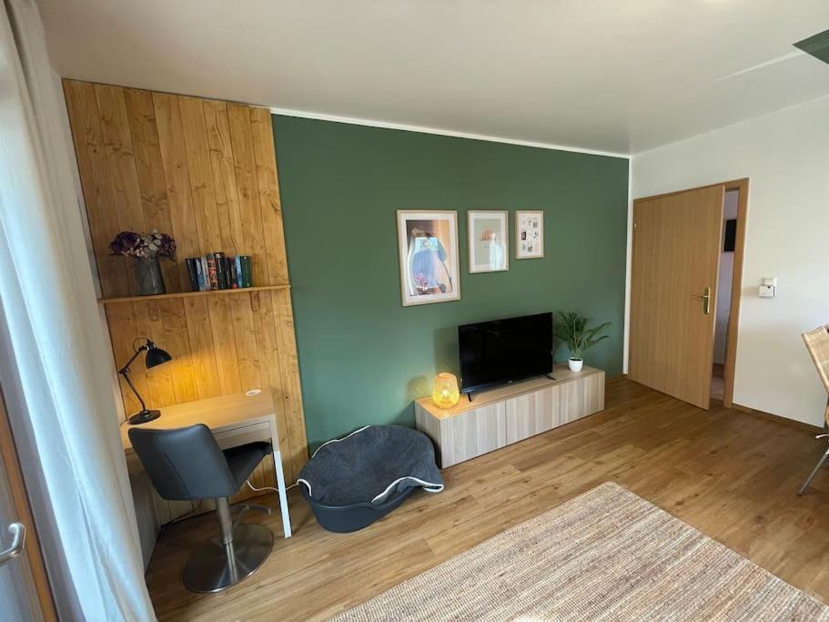 Cozy Wilkipartment Bis 4 Pers - Hund - Netflix - Wlan - Wintergarten - Coffeebar - Popcorn Verl Luaran gambar
